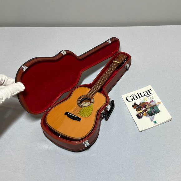 American Girl Doll RARE & RETIRED GUITAR SET - Picture 1 of 16